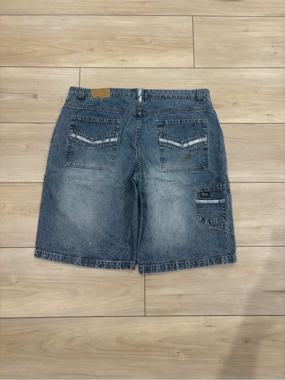 Y2K Southpole style Raider Men’s Baggy Denim Skater embroidered  Jean Shorts